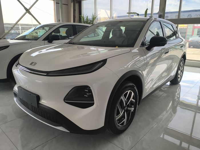 Changan Nevo Q05
